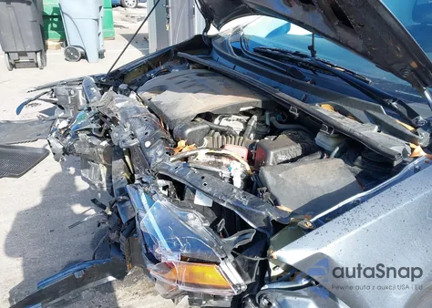 2018 Toyota Corolla Le from USA, damaged, VIN 5YFBURHE4JP756682